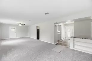 1615 Maiden Ln, Saint Joseph, MI 49085 - Photo 6