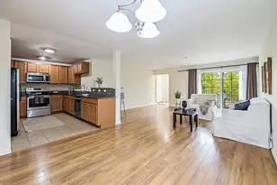 120 W Oakbrook Dr, Ann Arbor, MI 48103 - Photo 4