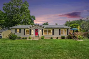 533 Humphrey St, South Haven, MI 49090 - Photo 1