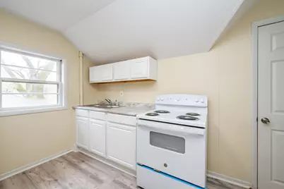 1298 Colfax Avenue, Benton Harbor, MI 49022 - Photo 8