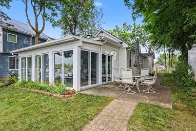 231 N Lakeside Drive, Michigan Center, MI 49254 - Photo 2