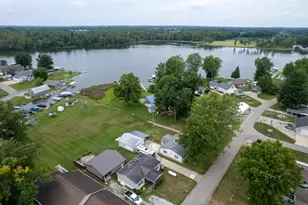 418 W Russell Dr, Coldwater, MI 49036 - Photo 2