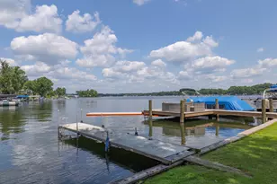 33418 Inn-D-Inn Dr, Dowagiac, MI 49047 - Photo 6