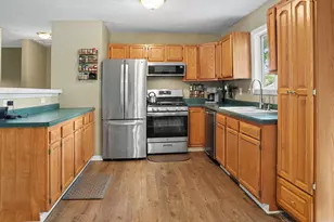 210 W 4th St, Lawton, MI 49065 - Photo 4