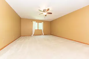 535 Sycamore Cir, Saline, MI 48176 - Photo 18