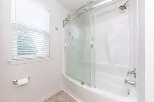 7575 Warwick Dr, Ypsilanti, MI 48197 - Photo 22
