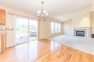 7575 Warwick Dr, Ypsilanti, MI 48197 - Photo 10