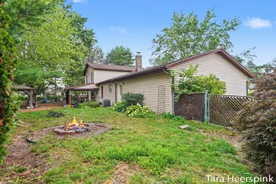 2078 Fernwood Drive, Jenison, MI 49428 - Photo 24