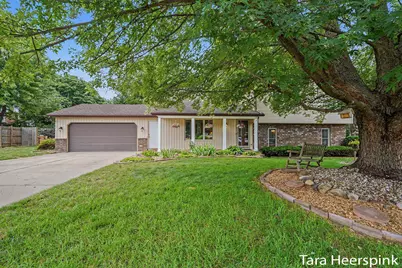 2078 Fernwood Drive, Jenison, MI 49428 - Photo 2