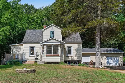 14525 Lakeshore Avenue, Grand Haven, MI 49417 - Photo 2