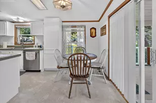 3280 Carlton Blvd, Jackson, MI 49203 - Photo 8