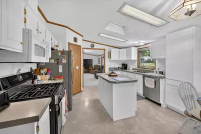 3280 Carlton Boulevard, Jackson, MI 49203 - Photo 10