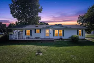 3280 Carlton Blvd, Jackson, MI 49203 - Photo 1