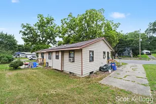 3822-3824 Burlingame Ave SW, Wyoming, MI 49509 - Photo 26