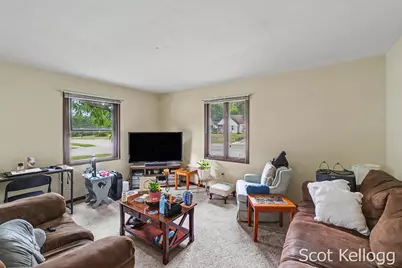 3822-3824 Burlingame Avenue SW, Wyoming, MI 49509 - Photo 10