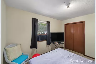 3822-3824 Burlingame Avenue SW, Wyoming, MI 49509 - Photo 16
