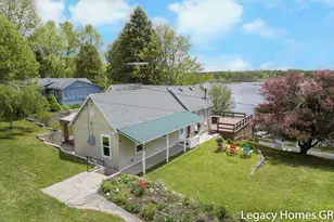 762 Parkwood Dr, Six Lakes, MI 48886 - Photo 32