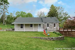 762 Parkwood Dr, Six Lakes, MI 48886 - Photo 28
