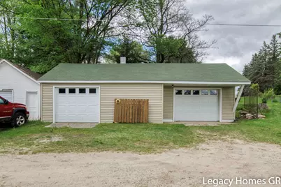 762 Parkwood Drive, Six Lakes, MI 48886 - Photo 16
