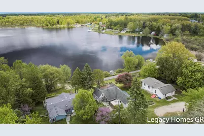 762 Parkwood Drive, Six Lakes, MI 48886 - Photo 36
