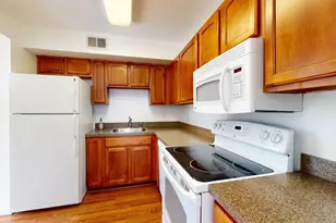 2201 S Huron Pkwy, Ann Arbor, MI 48104 - Photo 6