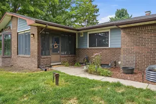 13489 Hyde Rd, Hartland, MI 48353 - Photo 6
