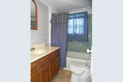 322 N Lakeview Avenue, Sturgis, MI 49091 - Photo 10