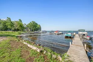 2144 E Lake Mitchell Dr, Cadillac, MI 49601 - Photo 8