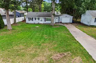 384 N 6th Ave, Fruitport, MI 49415 - Photo 28