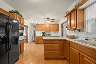 1864 Greenly Ave, Benton Harbor, MI 49022 - Photo 14