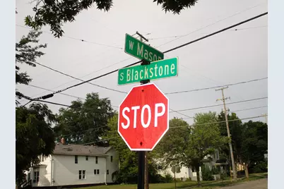 511 S Blackstone Street, Jackson, MI 49203 - Photo 8