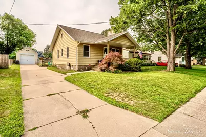 116 35th Street SE, Grand Rapids, MI 49548 - Photo 1