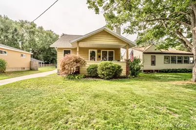 116 35th Street SE, Grand Rapids, MI 49548 - Photo 2