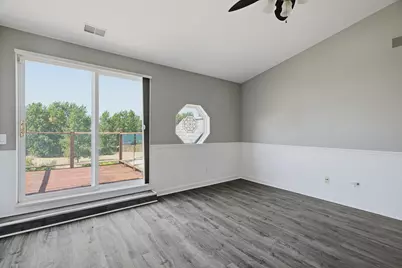 37782 Jefferson Avenue, Harrison, MI 48045 - Photo 18