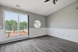 37782 Jefferson Ave, Harrison, MI 48045 - Photo 18