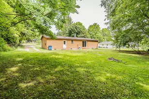 318 E Bellevue St, Stanton, MI 48888 - Photo 2