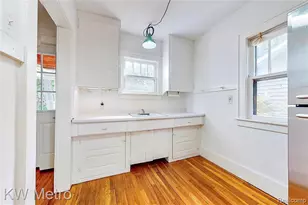 865 W Marshall St, Ferndale, MI 48220 - Photo 14