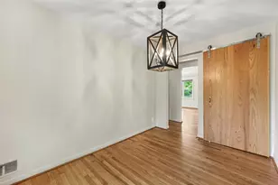 1597 Greenview Dr, Ann Arbor, MI 48103 - Photo 14