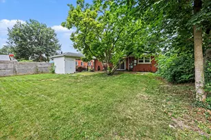 1597 Greenview Dr, Ann Arbor, MI 48103 - Photo 24