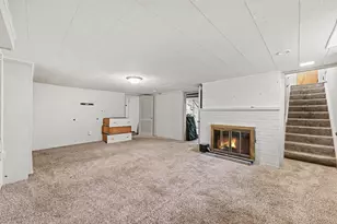 1597 Greenview Dr, Ann Arbor, MI 48103 - Photo 16
