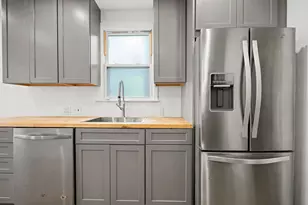 22515 Gregory St, Dearborn, MI 48124 - Photo 10