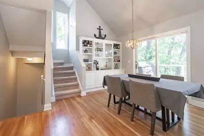 576 Fernhurst Court, Lake Orion, MI 48362 - Photo 6