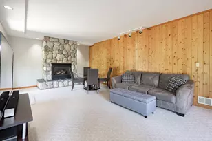 576 Fernhurst Ct, Lake Orion, MI 48362 - Photo 26