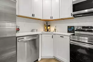 592 S 7th St, Ann Arbor, MI 48103 - Photo 10