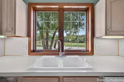 1682 W Harbour Towne Circle, Muskegon, MI 49441 - Photo 32