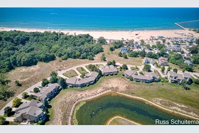 1682 W Harbour Towne Circle, Muskegon, MI 49441 - Photo 12