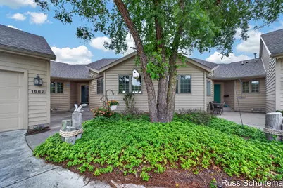 1682 W Harbour Towne Circle, Muskegon, MI 49441 - Photo 4