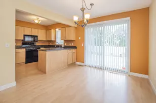 9372 W Arrowhead Dr W, Scotts, MI 49088 - Photo 6