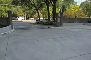 1300 E Lafayette St, Detroit, MI 48207 - Photo 22