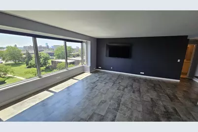 1300 E Lafayette Street #305, Detroit, MI 48207 - Photo 12